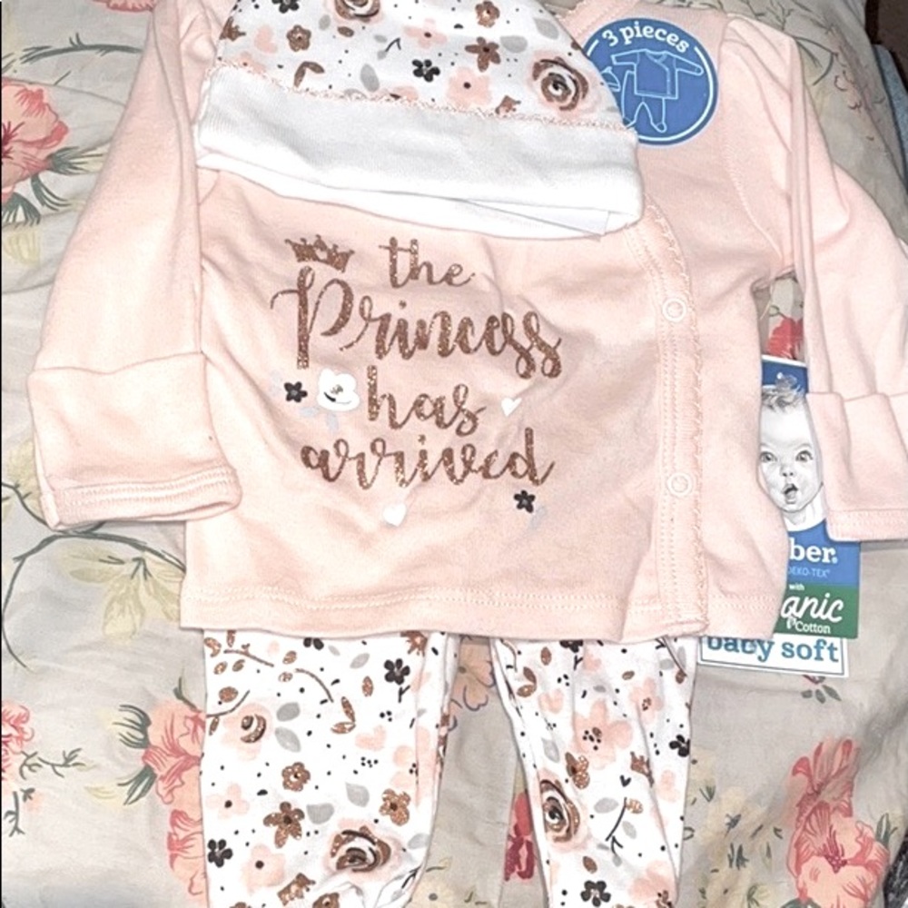 Carter’s and gerber - Picture 6 of 6